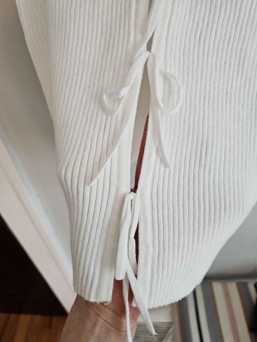 NWT Sincerely Jules Cream Ribbed Vest with Ties Women's Size XS - Picture 5 of 9